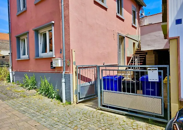 Work & House In * Biebelnheim